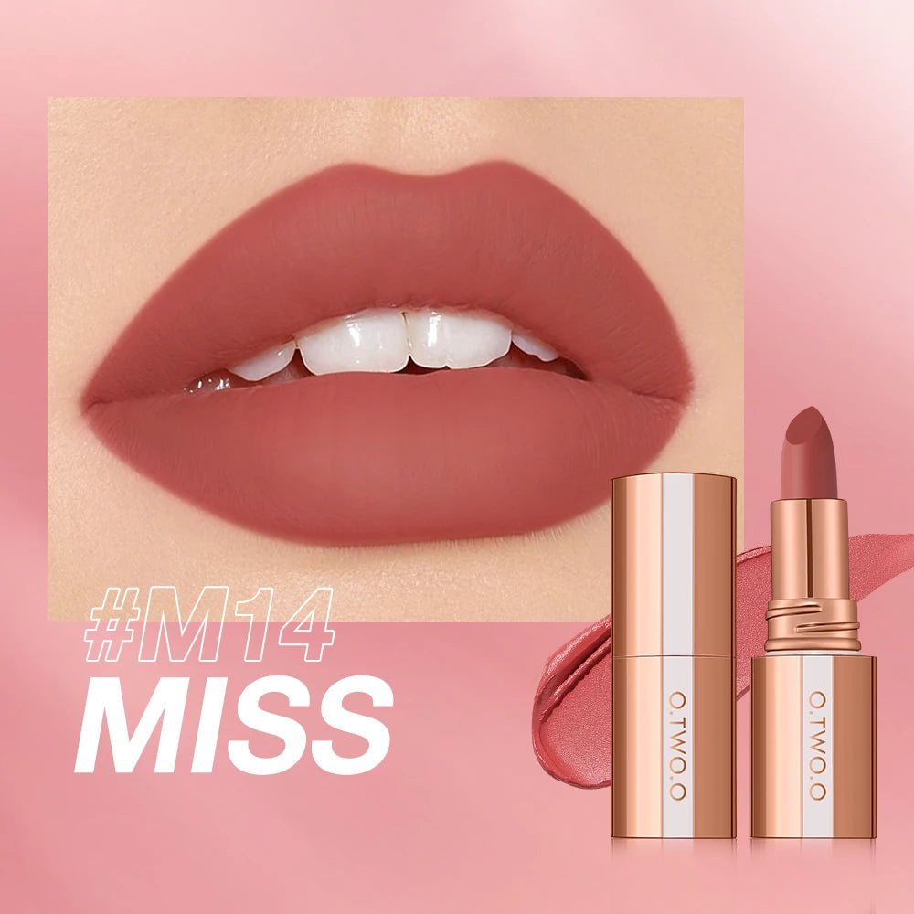 O.TWO.O-Rouge à Lèvres Longue Durée Résistant à l'Eau, Sans Taches, Classique 402, Pigmenté, Finition Velours, Maquillage Teinté Jules 256